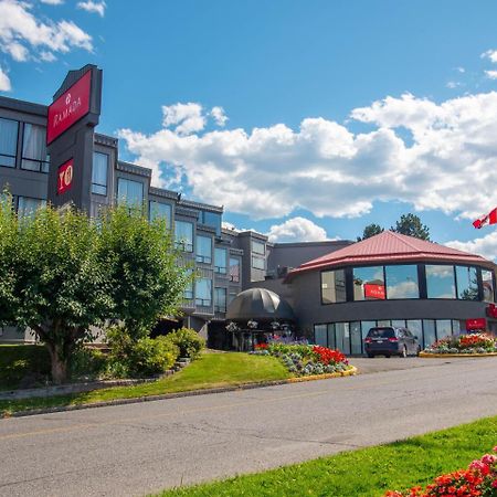 Ramada By Wyndham Kamloops Hotel Exterior foto