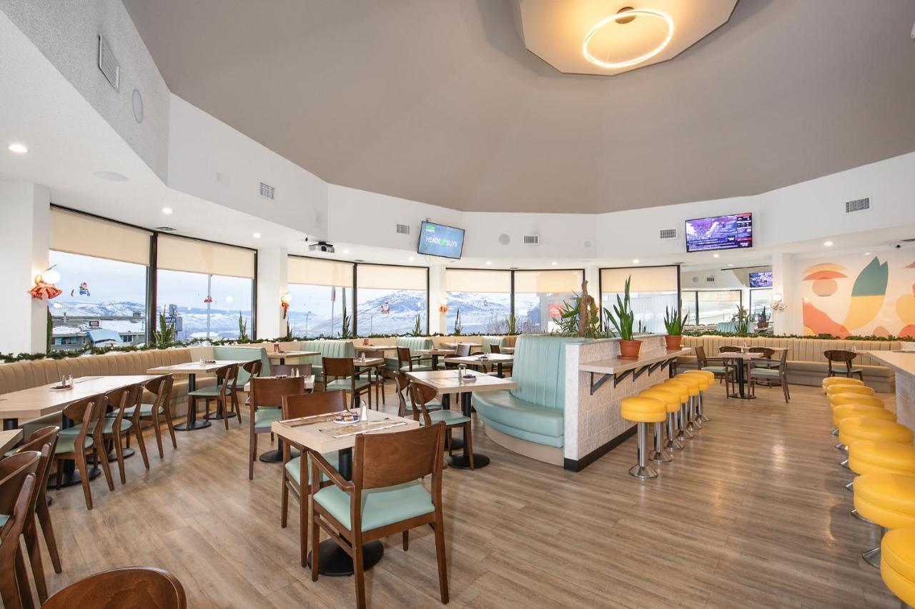 Ramada By Wyndham Kamloops Exterior foto