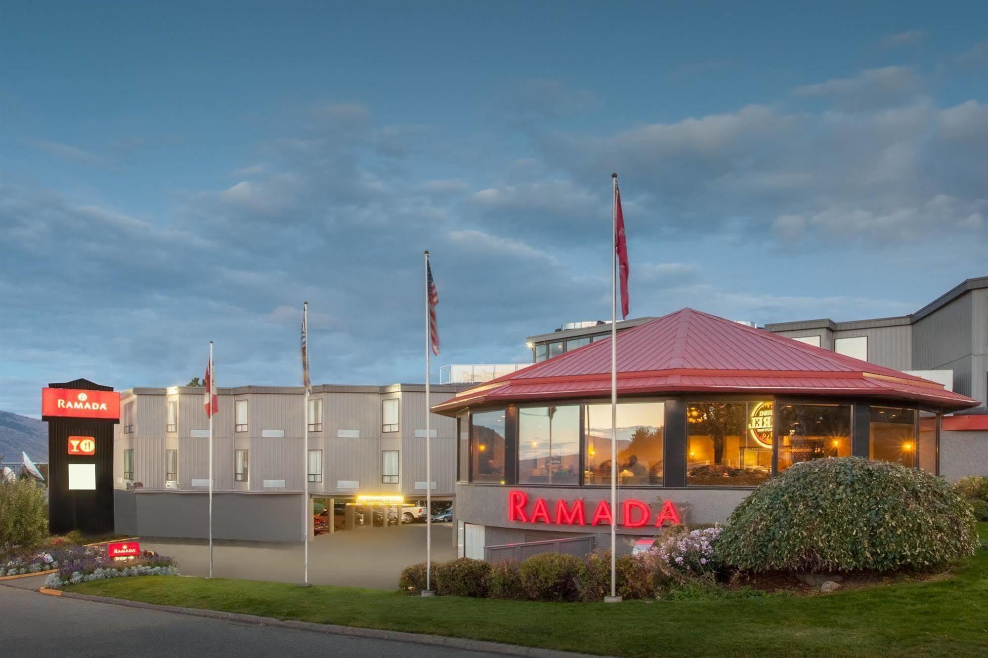 Ramada By Wyndham Kamloops Exterior foto